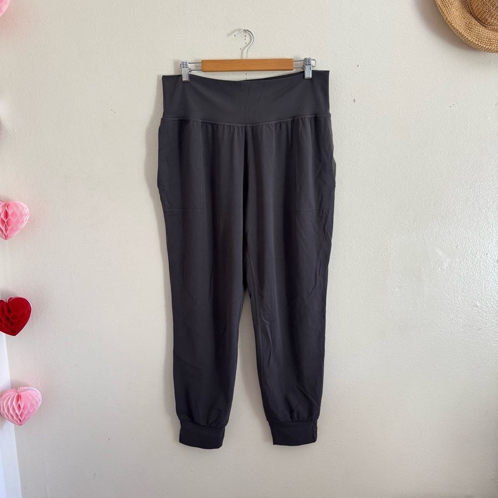 Athleta High Rise Salutation Jogger Shale XL